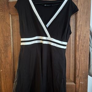 New York & Company Black and White Sheath Mini Dress